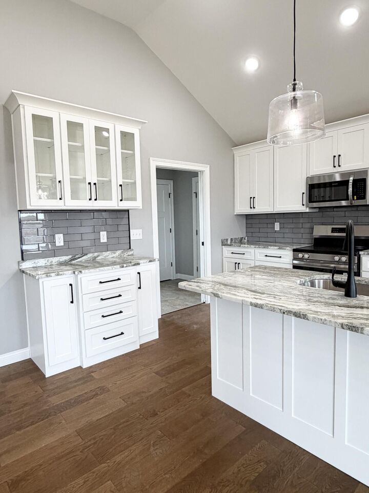 Property Photo: 101 Lone Oak Court KY 42503