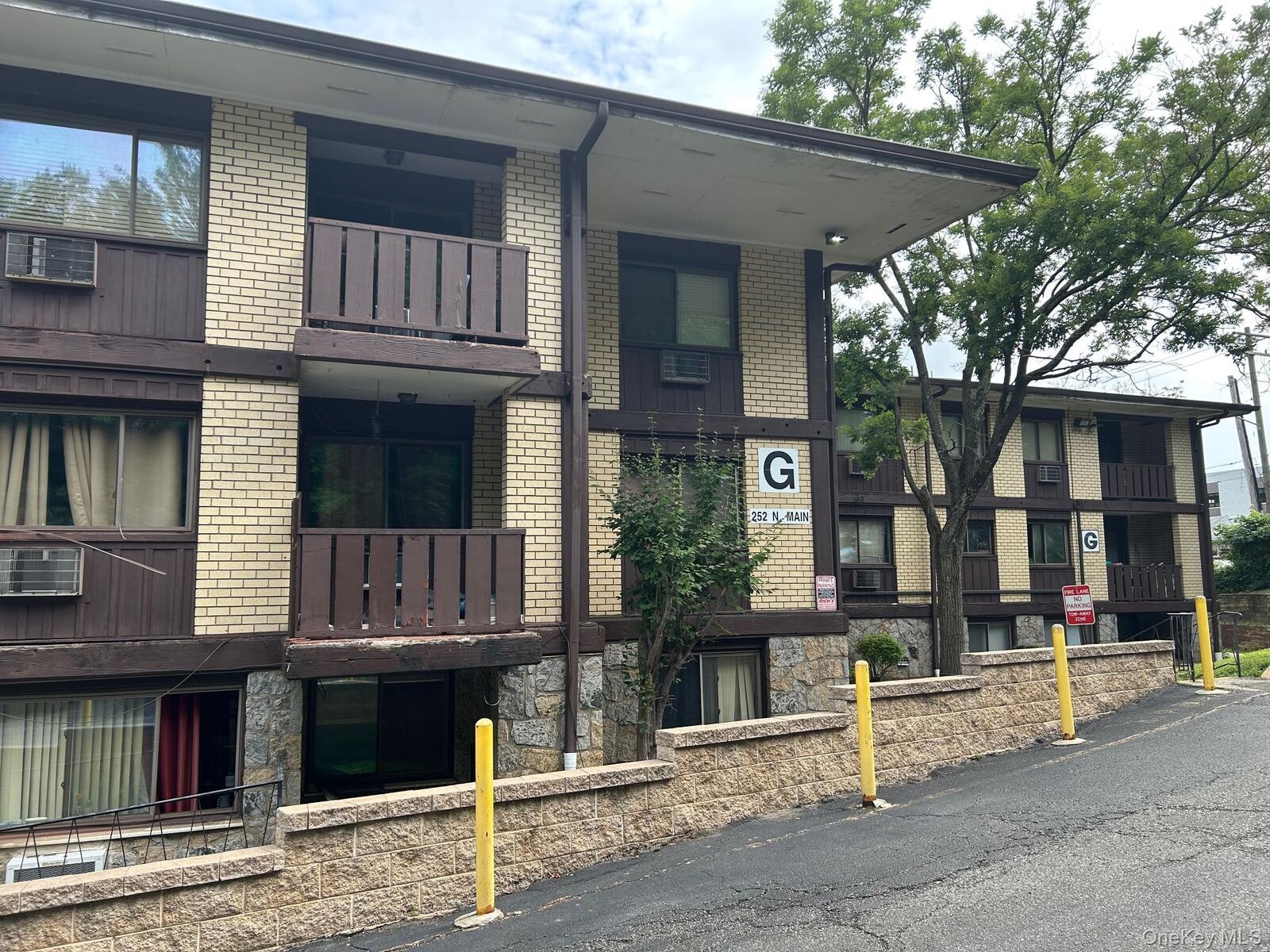 Property Photo:  250 N Main Street G24  NY 10977 