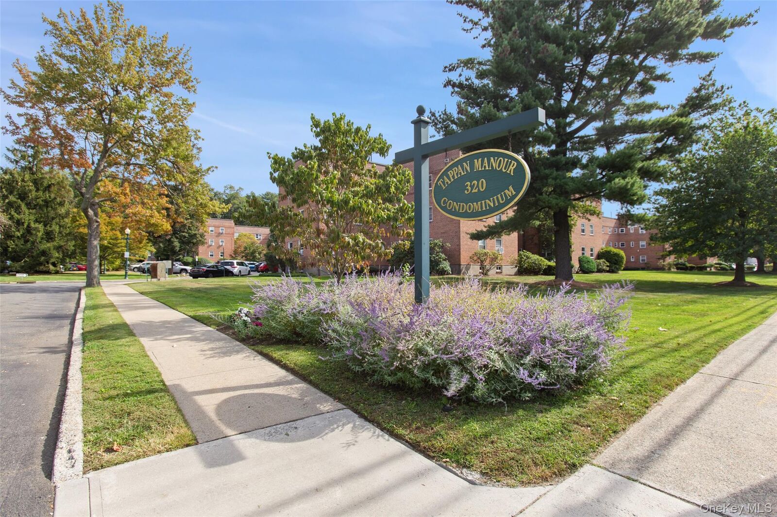 Property Photo:  320 S Broadway R12  NY 10591 