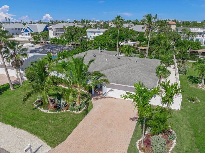 518 74th Street  Holmes Beach FL 34217 photo