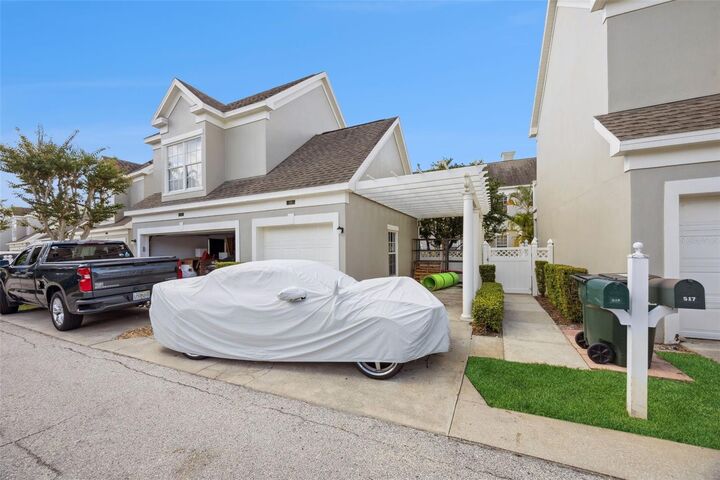 Property Photo:  519 Campus Street  FL 34747 