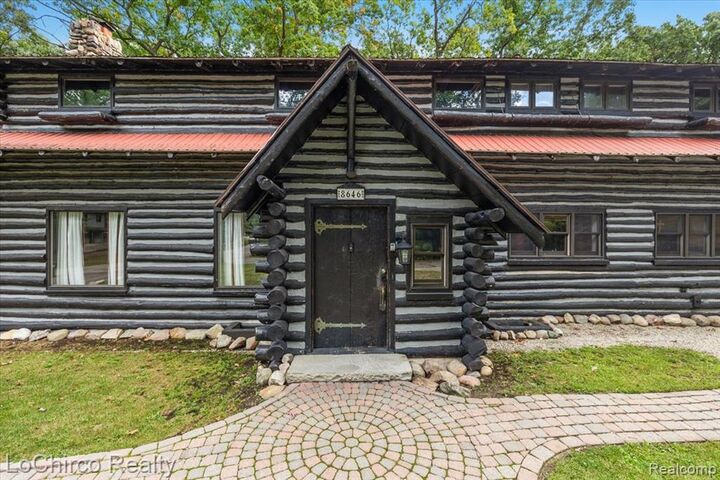 Property Photo: 8646 Thendara Boulevard MI 48348 3379