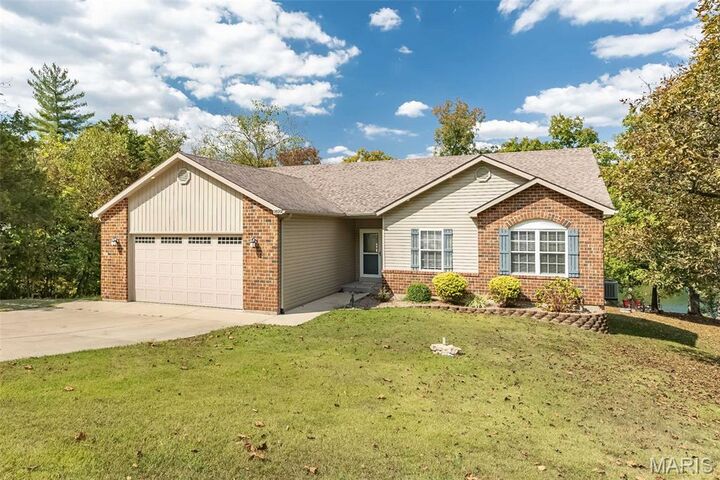 Property Photo:  1899 Deer Run Trail  MO 63069 