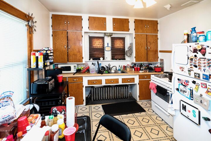 Property Photo:  1005 E Holt Ave  WI 53207 