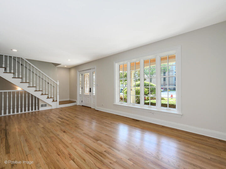 Property Photo: 314 W Wing Street IL 60005