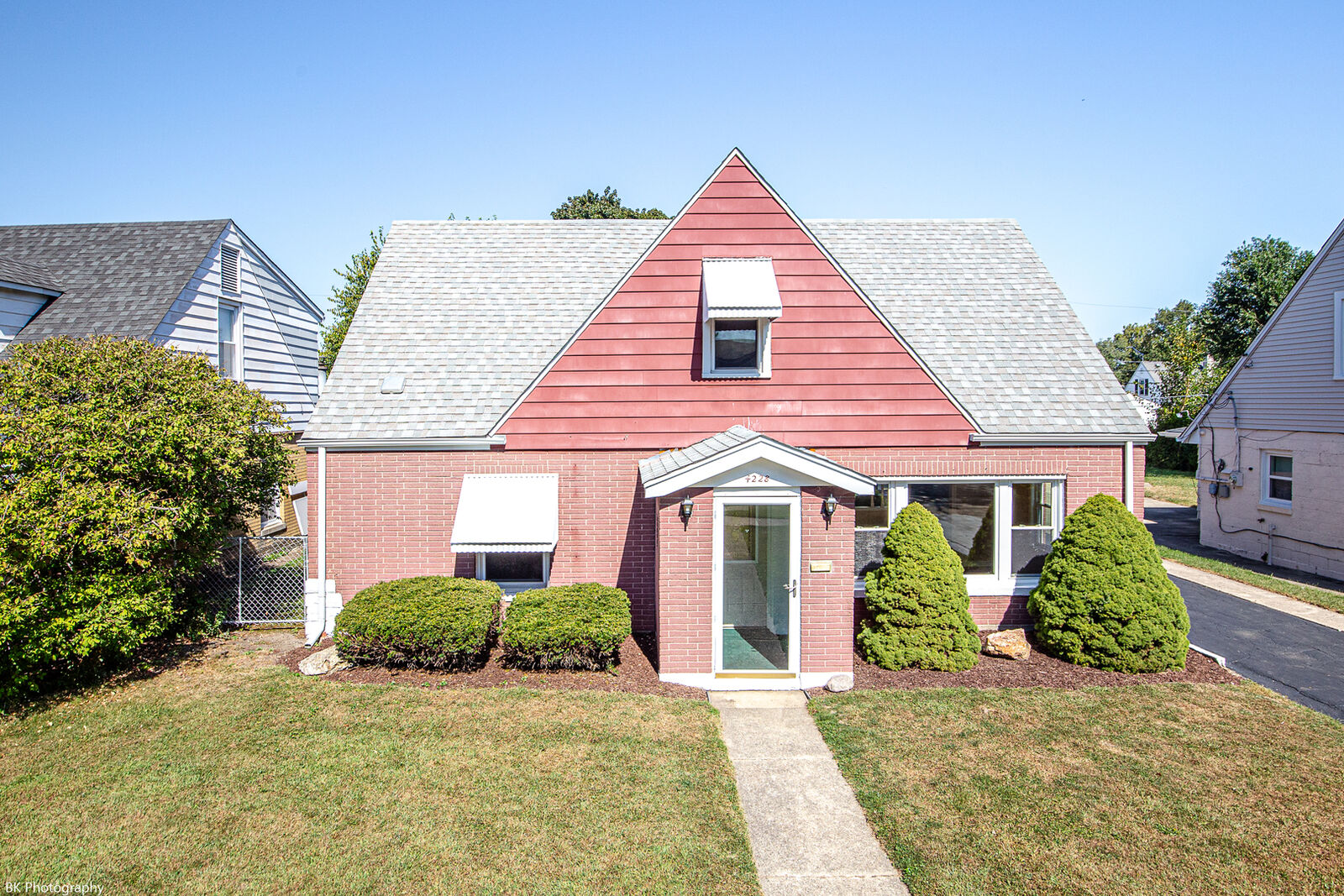 Property Photo:  4228 W 100th Street  IL 60453 