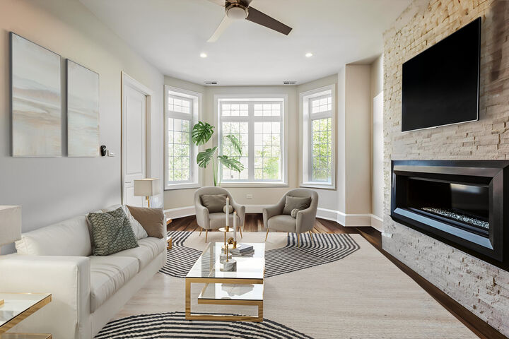 Property Photo:  4830 S Saint Lawrence Avenue 3  IL 60615 