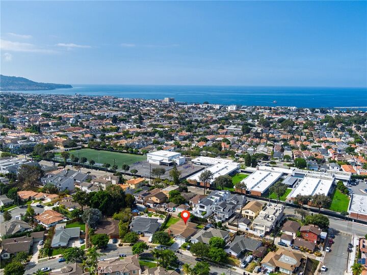 Property Photo:  20421 Tomlee Avenue  CA 90503 