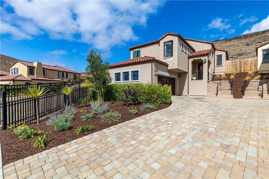Property Photo: 3069 Arezzo Drive CA 93401