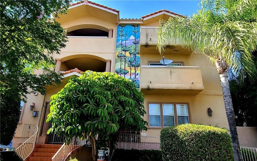 Property Photo:  555 E Santa Anita Avenue 301  CA 91501 
