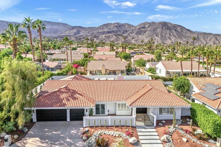 47215 Heliotrope Drive  Palm Desert CA 92260 photo