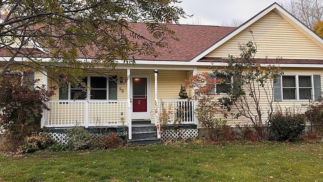 Property Photo: 32 Alton Avenue ME 04605