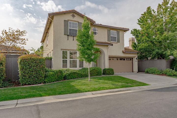 Property Photo: 1529 Snapdragon Lane CA 95747