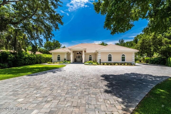 Property Photo: 1839 Turnberry Court FL 32043