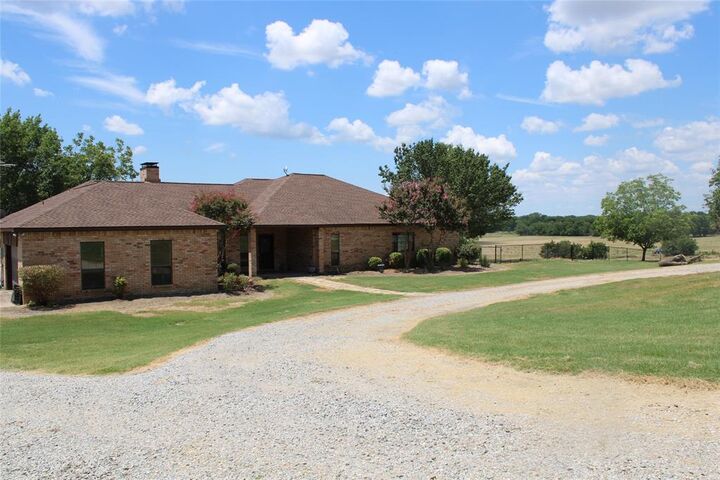 Property Photo:  4147 County Road 494  TX 75407 