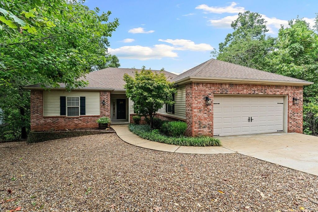 Property Photo: 3 Embleton Circle AR 72714