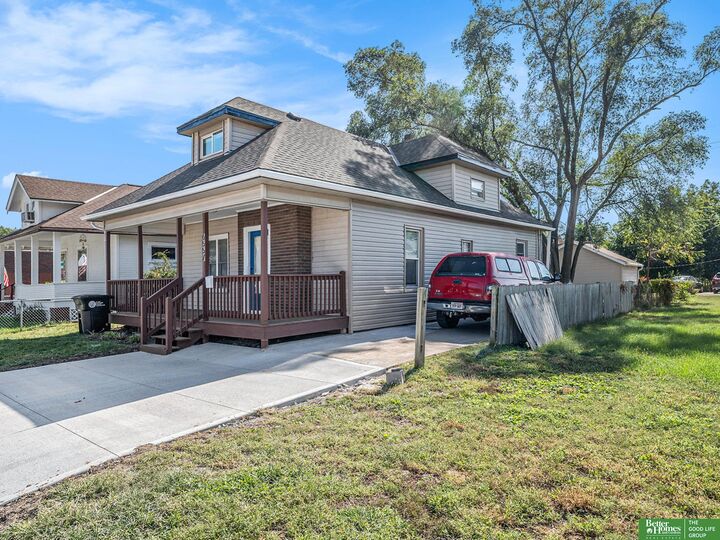 Property Photo:  6557 Maple Street  NE 68104 