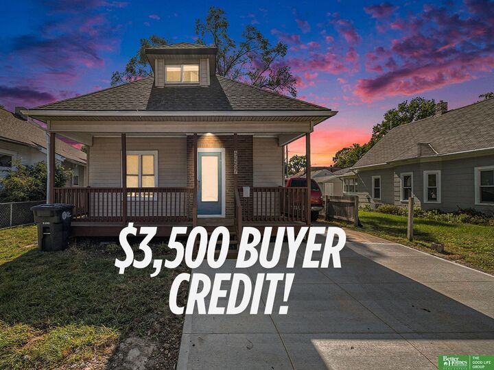 Property Photo: 6557 Maple Street NE 68104