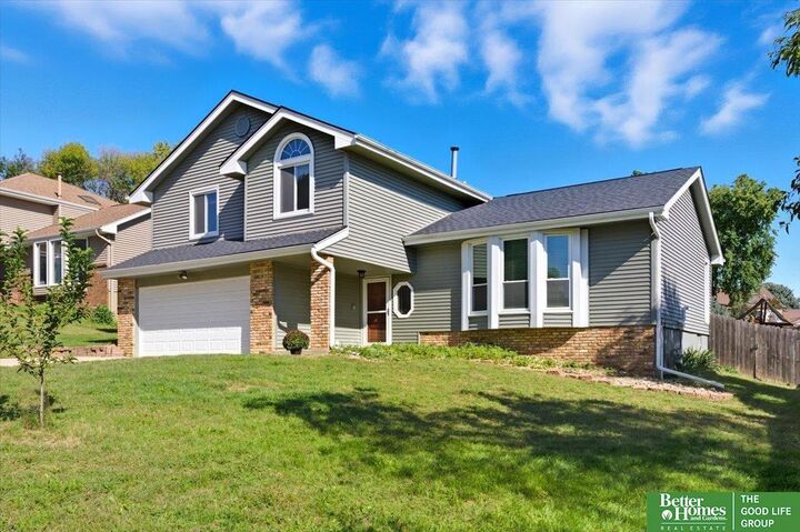 Property Photo:  2512 Nottingham Drive  NE 68123 
