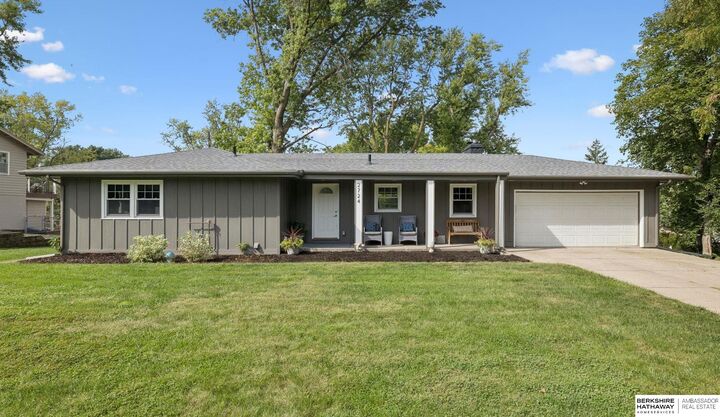 2724 S 105th Avenue  Omaha NE 68124 photo