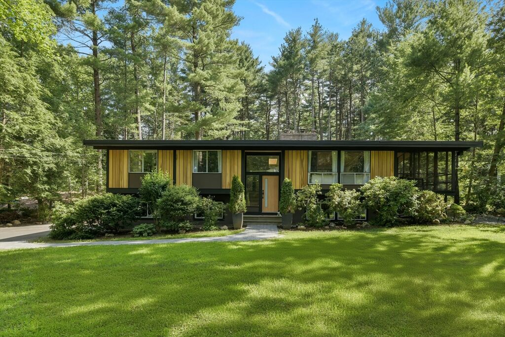 Property Photo:  28 Joyce Road  MA 01778 