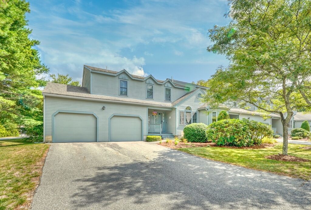 Property Photo:  57 Bayberry Common 57  MA 02038 