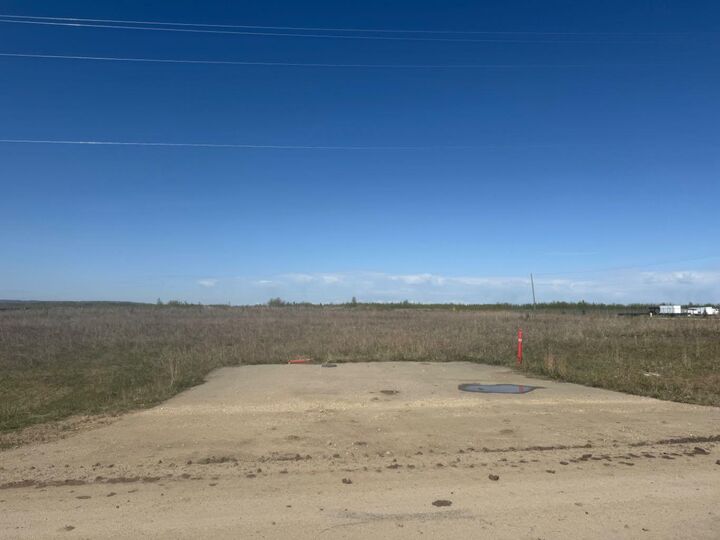 Property Photo:  594070 Range Road 125B  AB T7S 1N9 