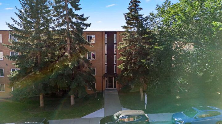 507 57 Avenue 308  Calgary AB T2V 0H3 photo
