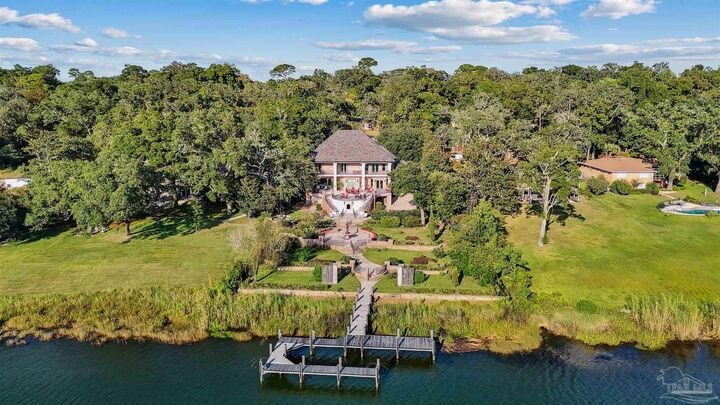 Property Photo:  835 Tanglewood Dr  FL 32503 