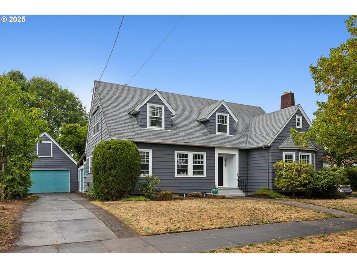 Property Photo:  7335 N Wall Ave  OR 97203 