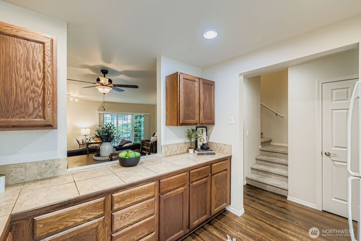 Property Photo:  11626  Admiralty Way A  WA 98204 