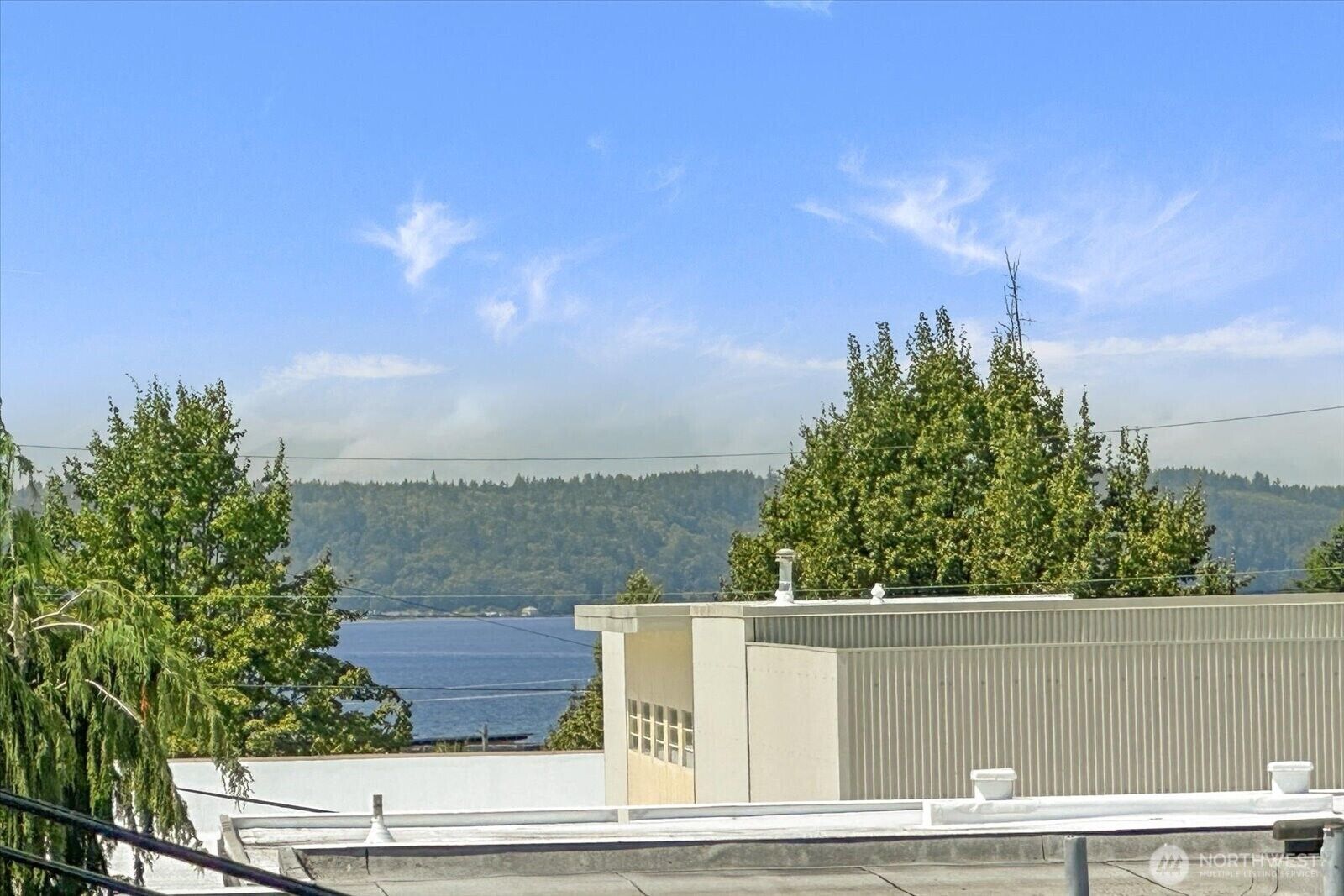 Property Photo:  603  7th Avenue N A306  WA 98020 