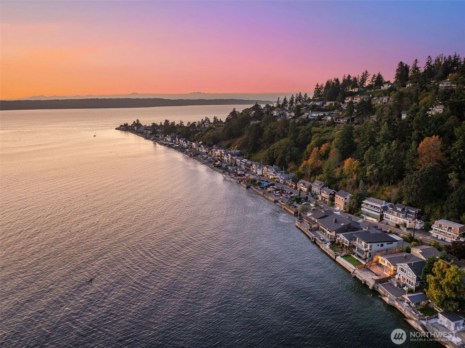 Property Photo:  2821 SW 172nd Place  WA 98166 