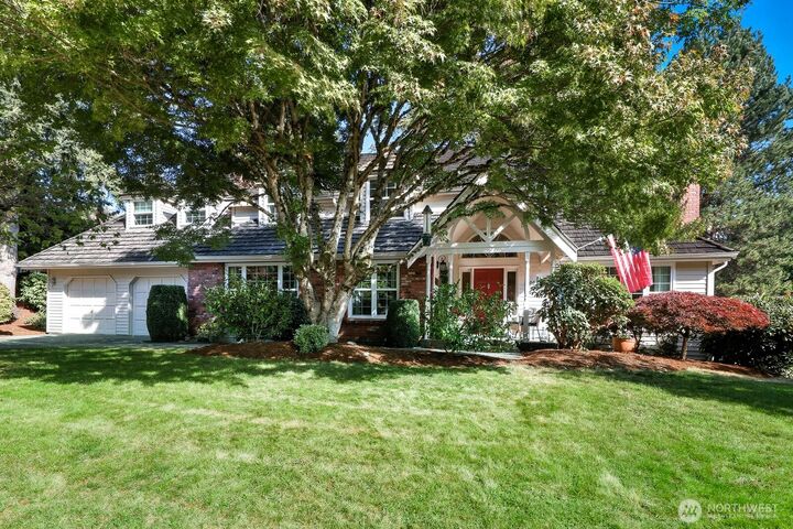Property Photo: 2106 222nd Place NE WA 98074