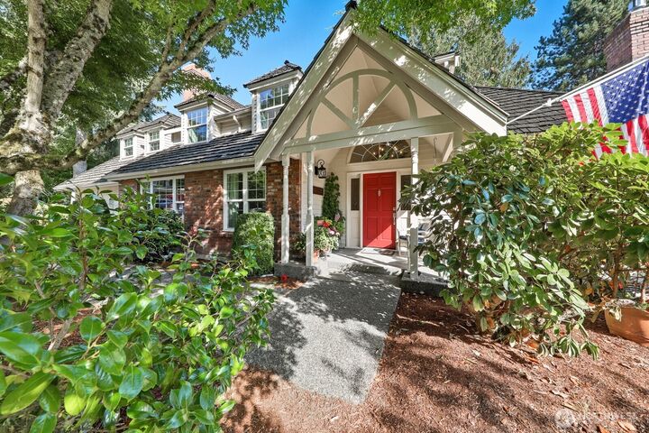 Property Photo:  2106  222nd Place NE  WA 98074