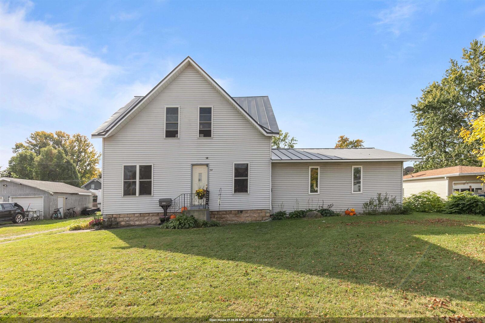 Property Photo: 514 E Beacon Avenue WI 54961