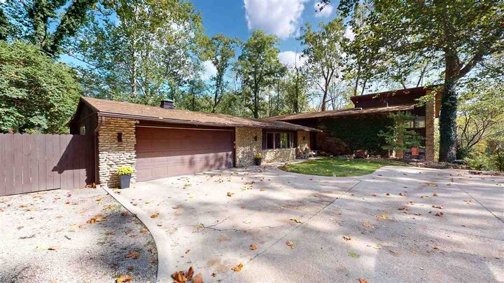 Property Photo:  647 SW 21st Street  IN 47374 