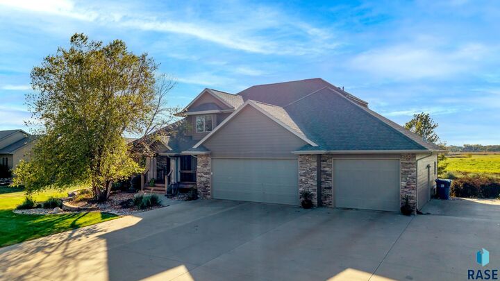 Property Photo:  27193 Willow View Cir  SD 57032 
