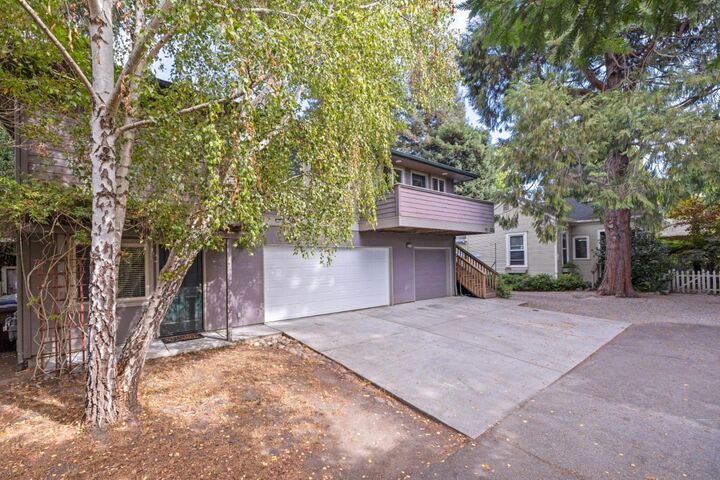 Property Photo:  33 Edgewood Way  CA 95060
