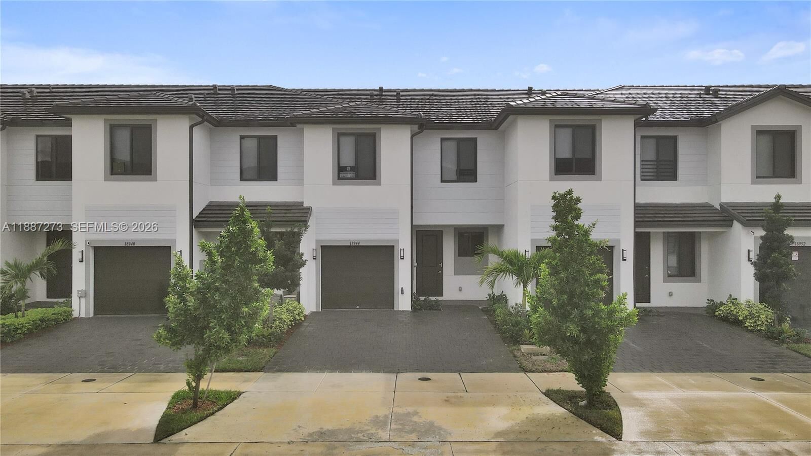 Property Photo: 18944 SW 344th Ter FL 33034