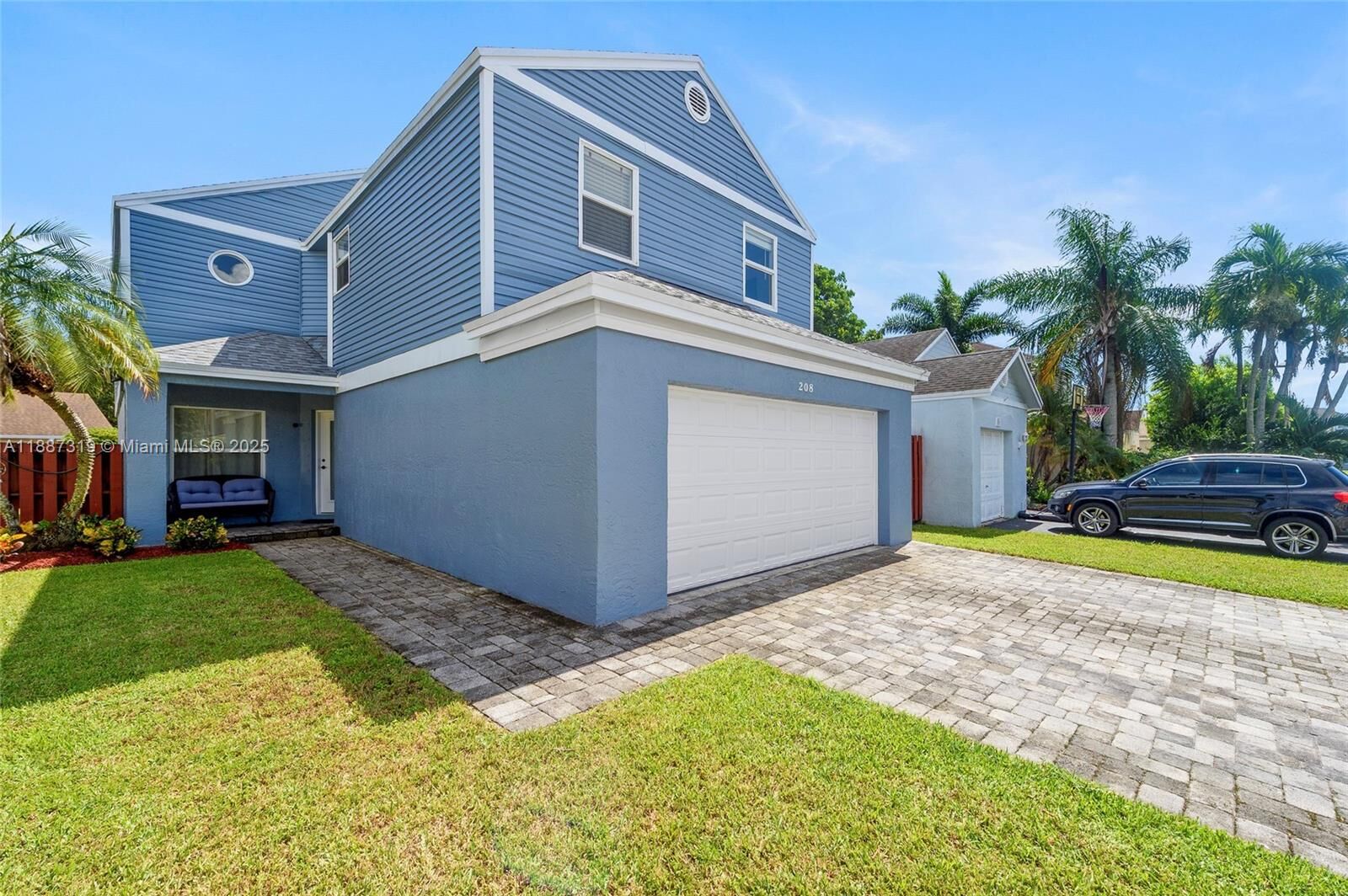 Property Photo:  208 SW 159th Ln  FL 33326 