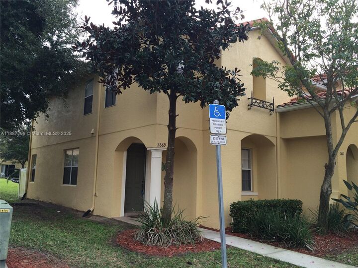 Property Photo: 2669 Mayaguana Street 2669 FL 34747