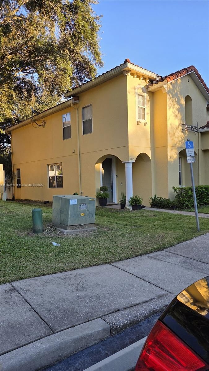 Property Photo: 2669 Mayaguana Street 2669 FL 34747