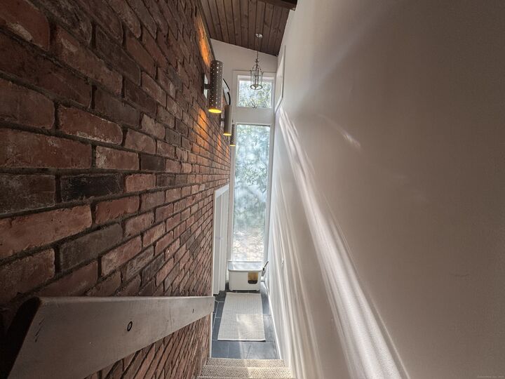 Property Photo:  860 Oakwood Road  CT 06477 