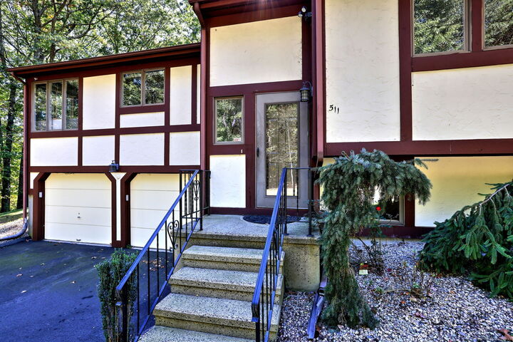 Property Photo: 690 Forest Road 511 CT 06516
