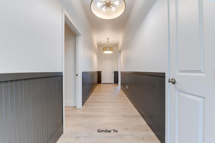 Property Photo: 6449 W 29th Ct WA 99338