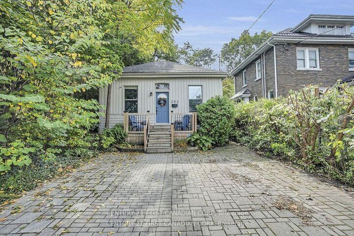 Property Photo:  393 Central Avenue  ON N6B 2E3 