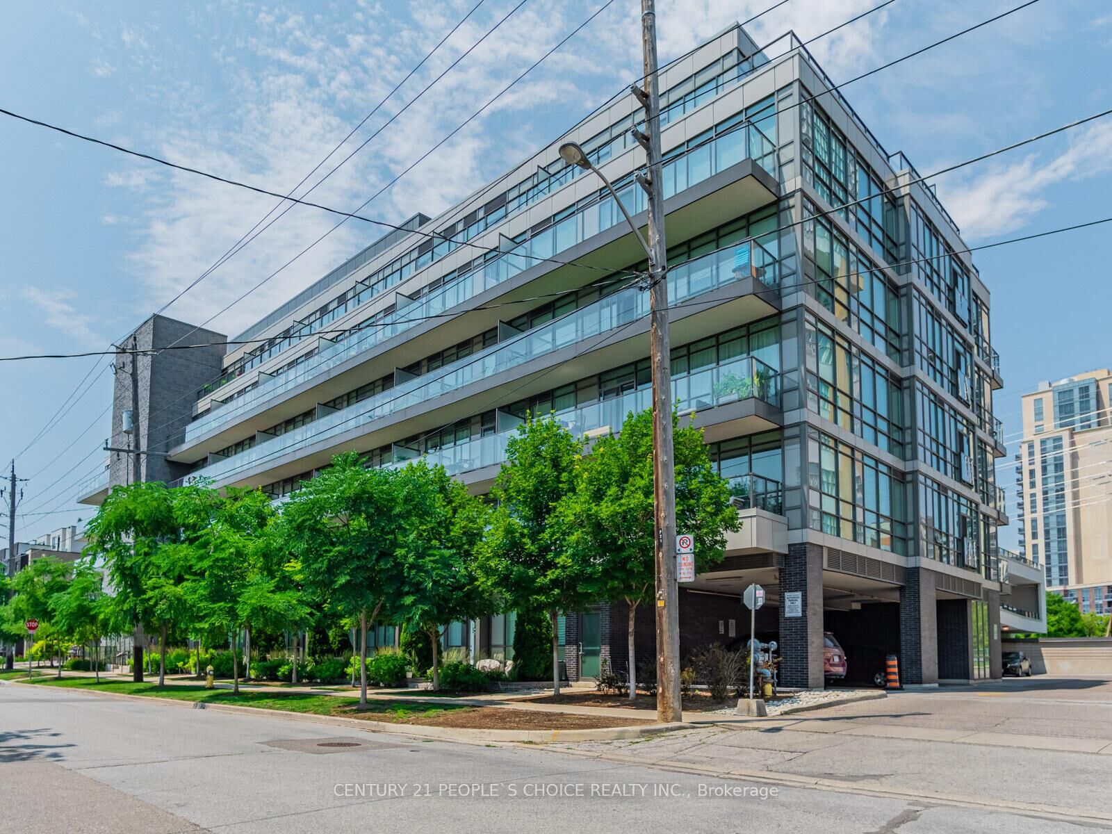 Property Photo:  8 Fieldway Road 523  ON M8Z 0C3 
