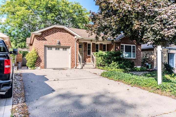 60 Ofield Road  Hamilton ON L8S 2M7 photo