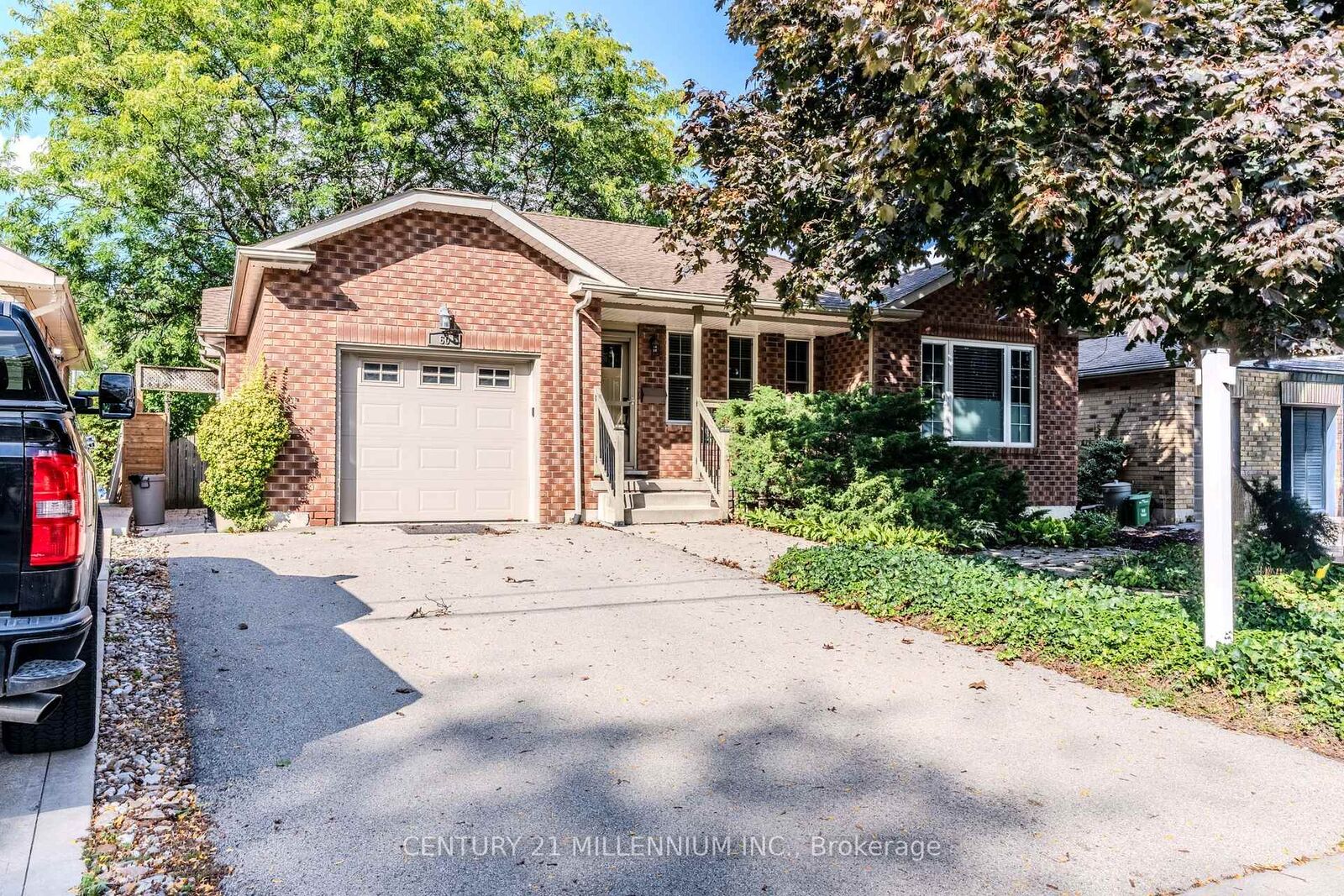 Property Photo:  60 Ofield Road  ON L8S 2M7 